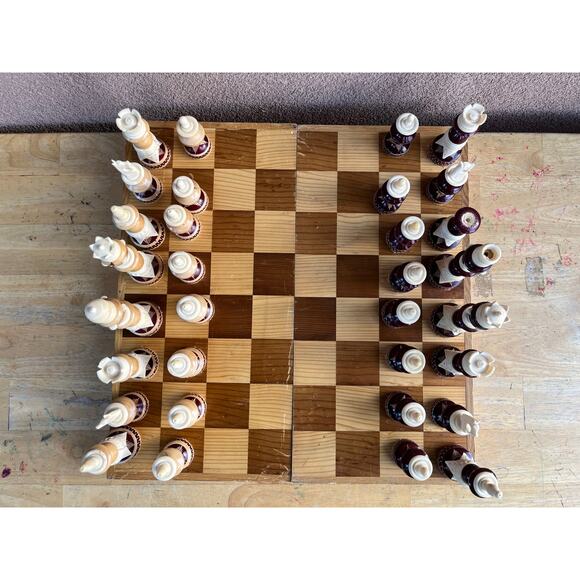 Vintage Mexican Tarascan Hand Carved Wood/Bone Chess Set - Picture 3 of 10